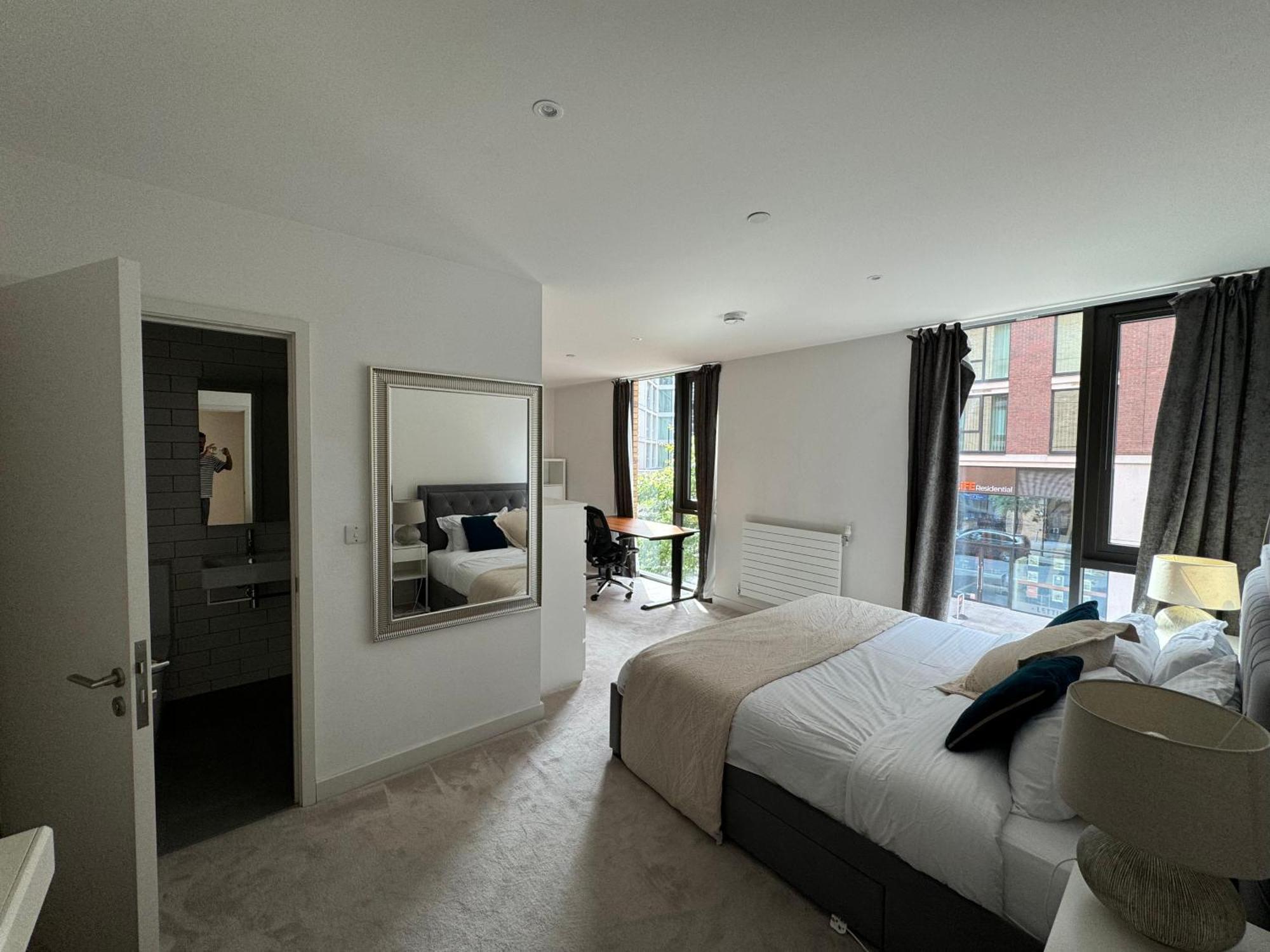 Riverside Suites And Apartments Londra Esterno foto